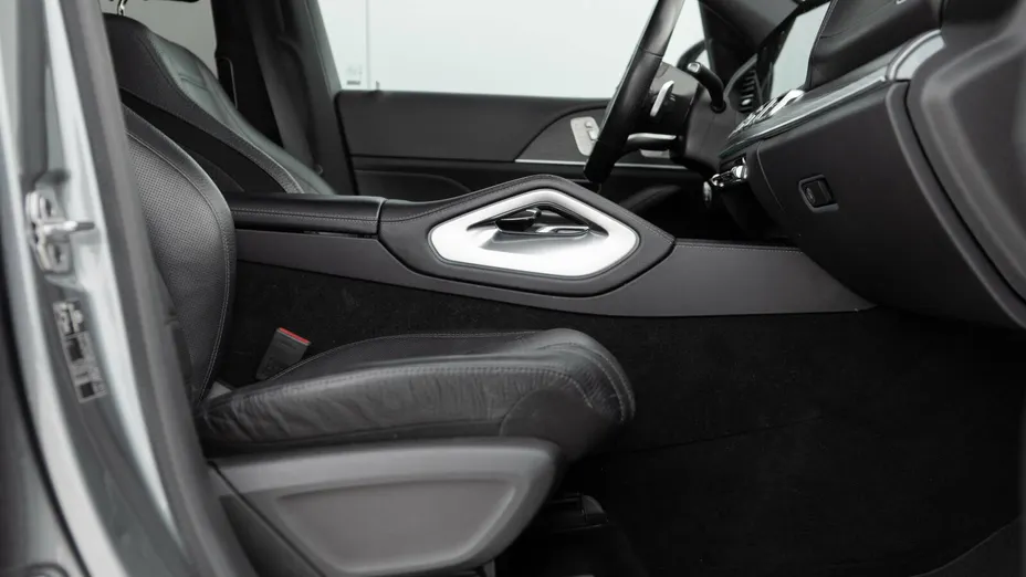 MERCEDES-BENZ GL GLS 400 d 4-Matic