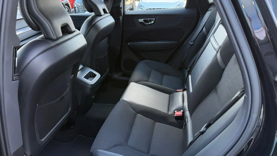 VOLVO XC60 XC60 T4 Momentum aut