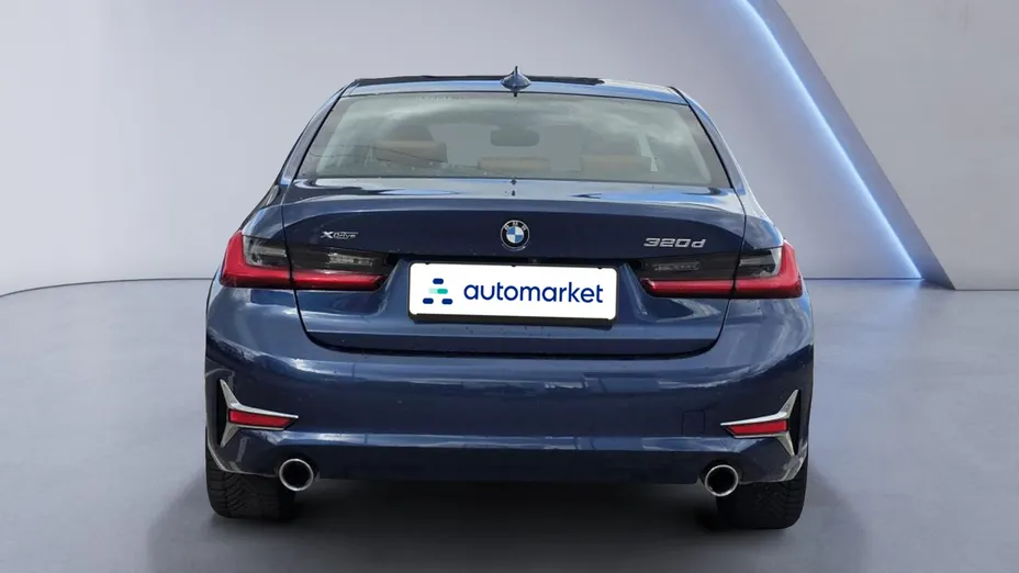 BMW Seria 3 320d xDrive Luxury Line aut
