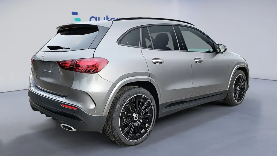 MERCEDES-BENZ GLA GLA 200 AMG Line Nowy