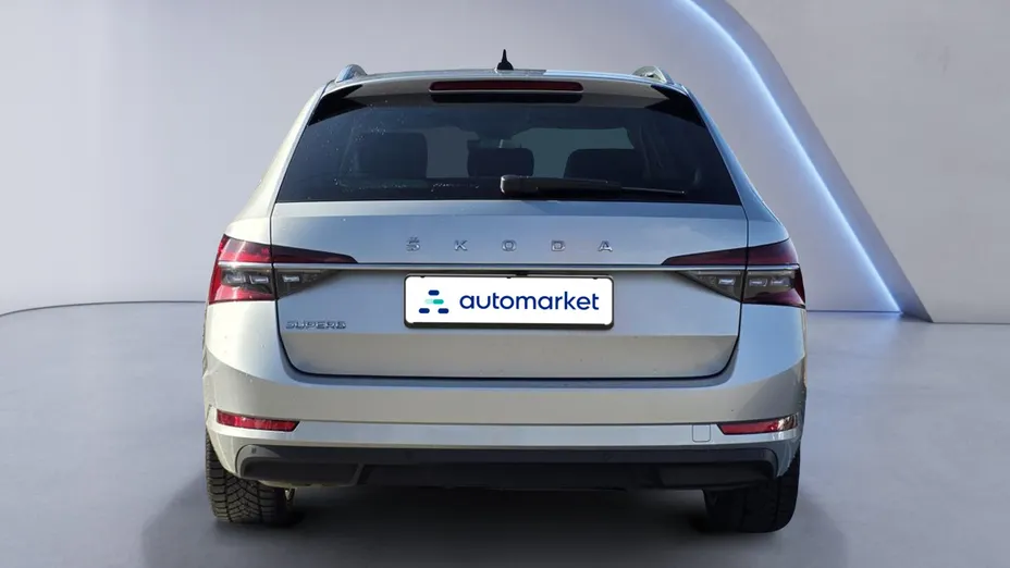 SKODA Superb Superb 2.0 TDI SCR Style DSG