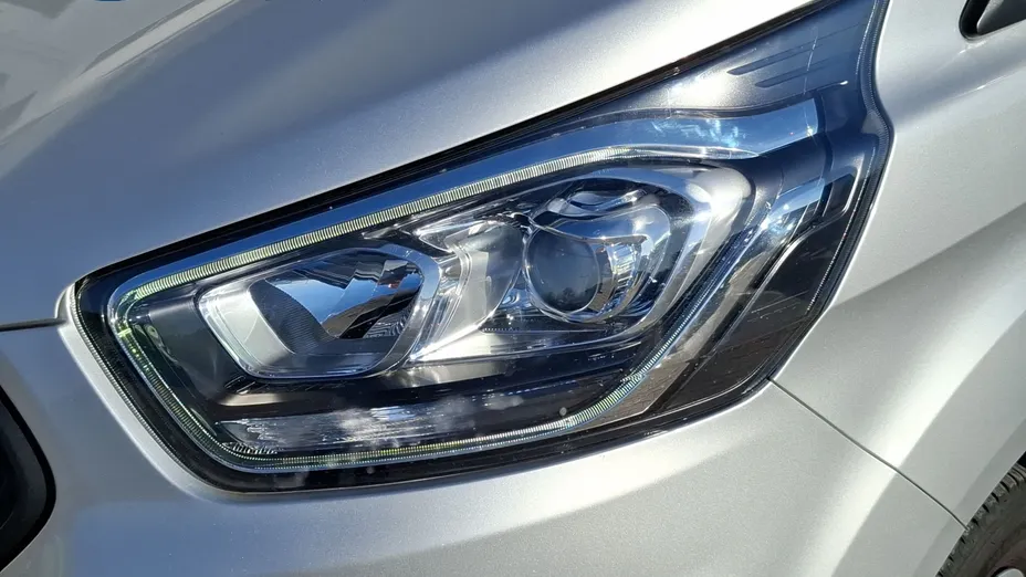 FORD Transit Custom Transit Custom 320 L2H1 Trend