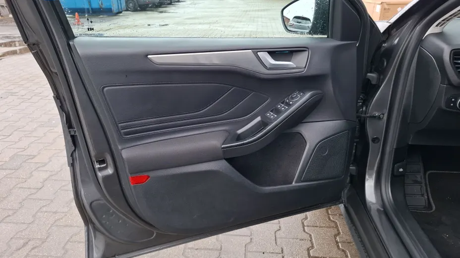 FORD Focus Focus 1.0 EcoBoost mHEV Titanium X aut