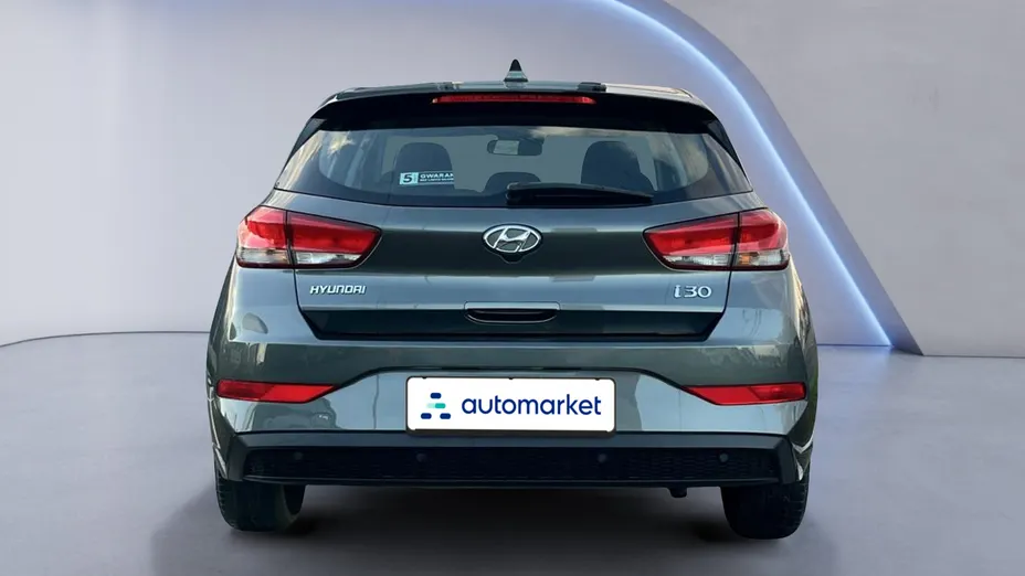 HYUNDAI i30 i30 1.5 DPI Classic +