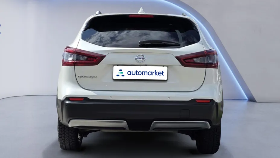 NISSAN Qashqai Qashqai 1.3 DIG-T N-Connecta DCT