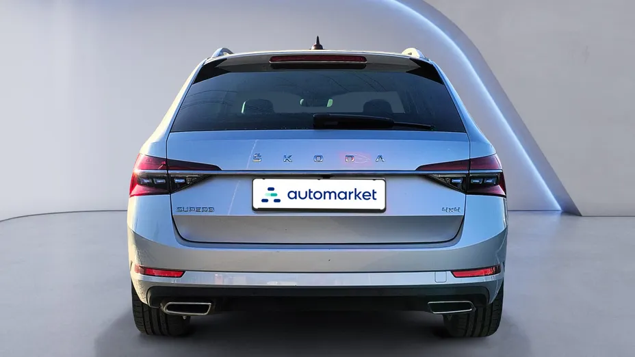 SKODA Superb Superb 2.0 TSI 4x4 Style DSG