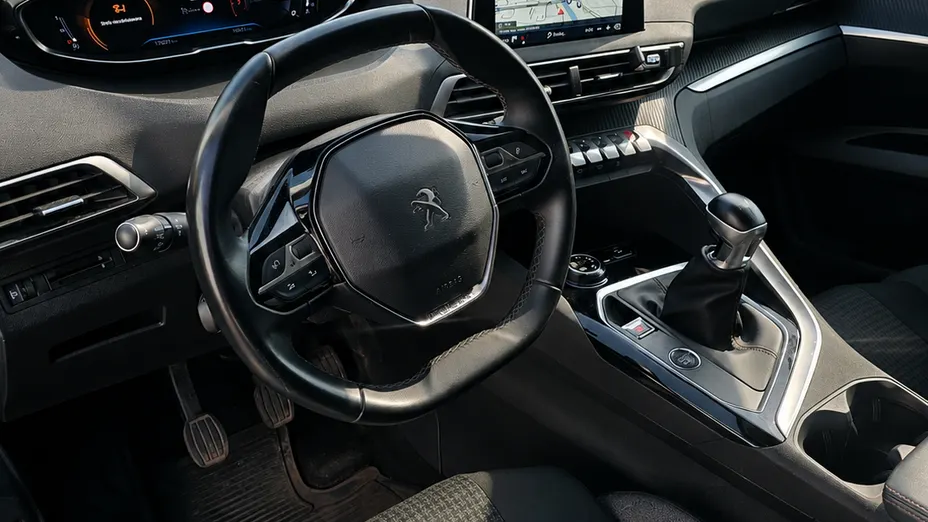 PEUGEOT 3008 3008 1.2 PureTech Active S&S