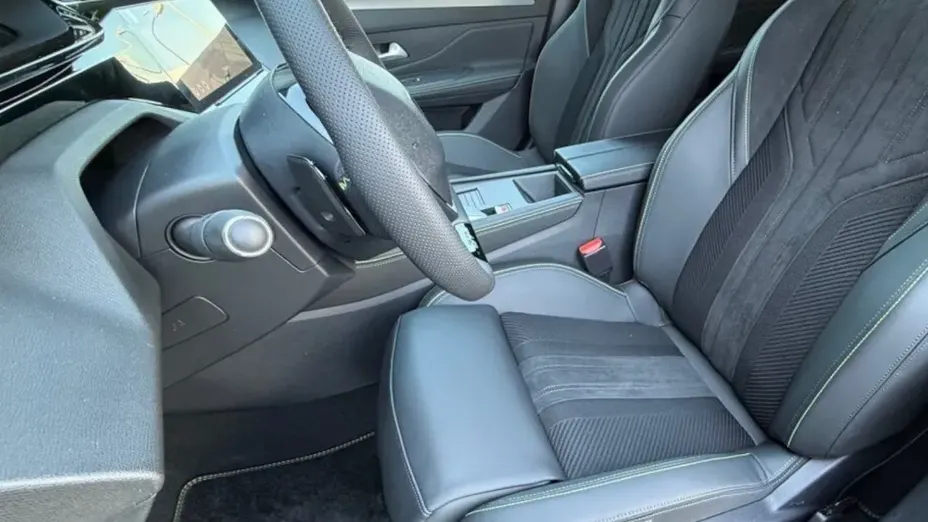 PEUGEOT 408 408 1.2 PureTech mHEV GT Exclusive S&S e-DCS6