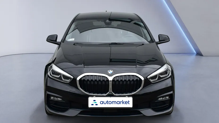 BMW Seria 1 118i Sport Line