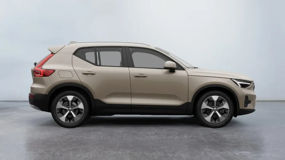 VOLVO XC40 XC40 B3 Core aut Nowy