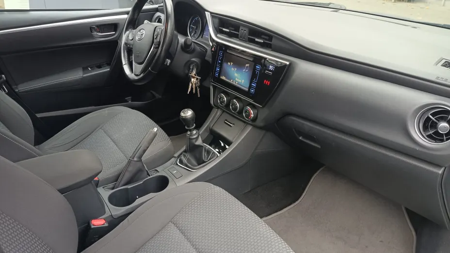 TOYOTA Corolla Corolla 1.6 Classic Plus