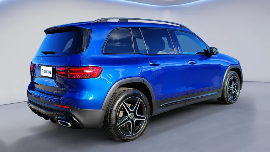 MERCEDES-BENZ GLB GLB 200 AMG Line 7G-DCT