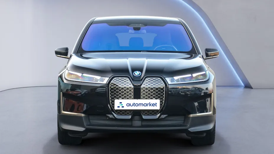 BMW iX iX xDrive50 111.5kWh Signature