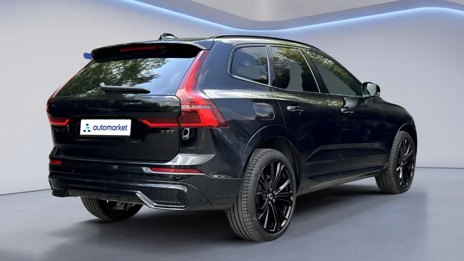 VOLVO XC60 XC60 B5 B AWD Plus Black Edition aut