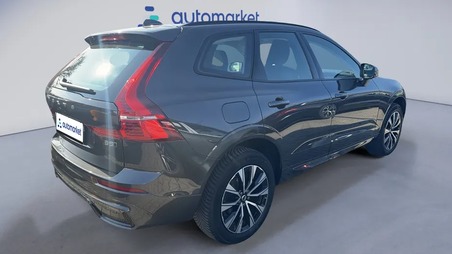 VOLVO XC60 XC60 B5 B AWD Plus Dark aut
