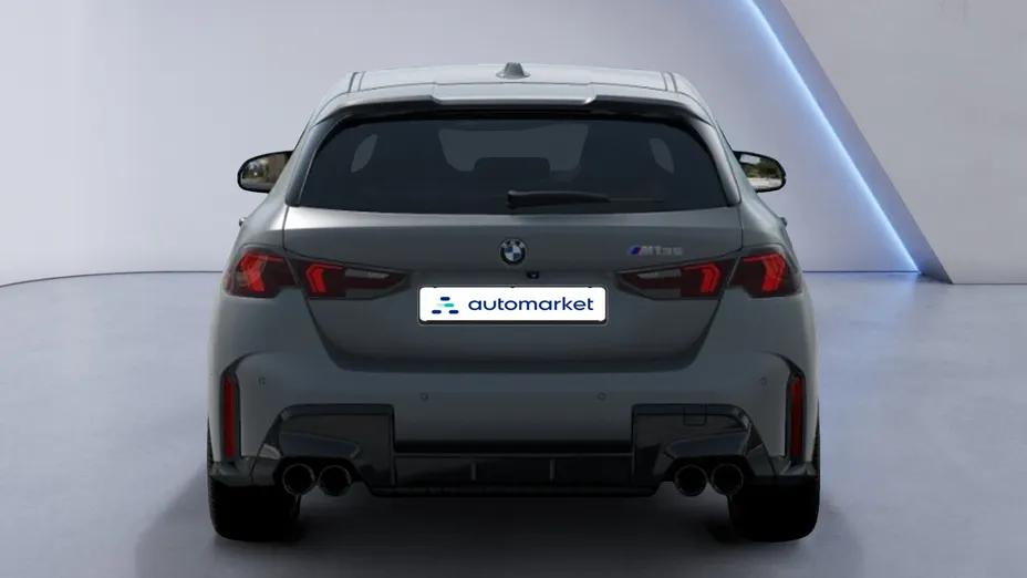 BMW Seria 1 M135 xDrive aut Nowy