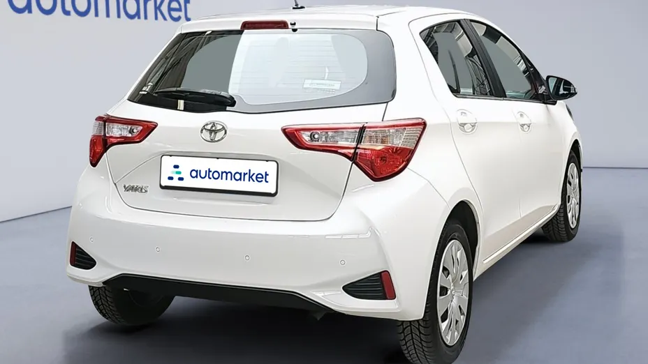 TOYOTA Yaris Yaris 1.5 Active