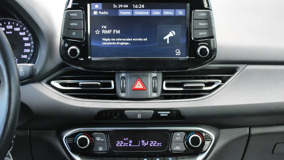 HYUNDAI i30 i30 1.5 T-GDI 48V Smart