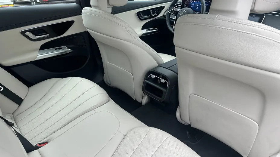 MERCEDES-BENZ E Klasa E 220 d mHEV 4-Matic Avantgarde 9G-Tronic