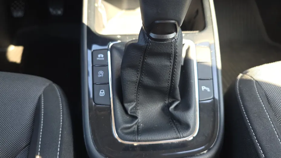 SKODA Fabia Fabia 1.0 TSI Selection