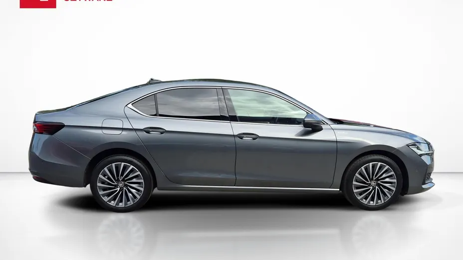 SKODA Superb -