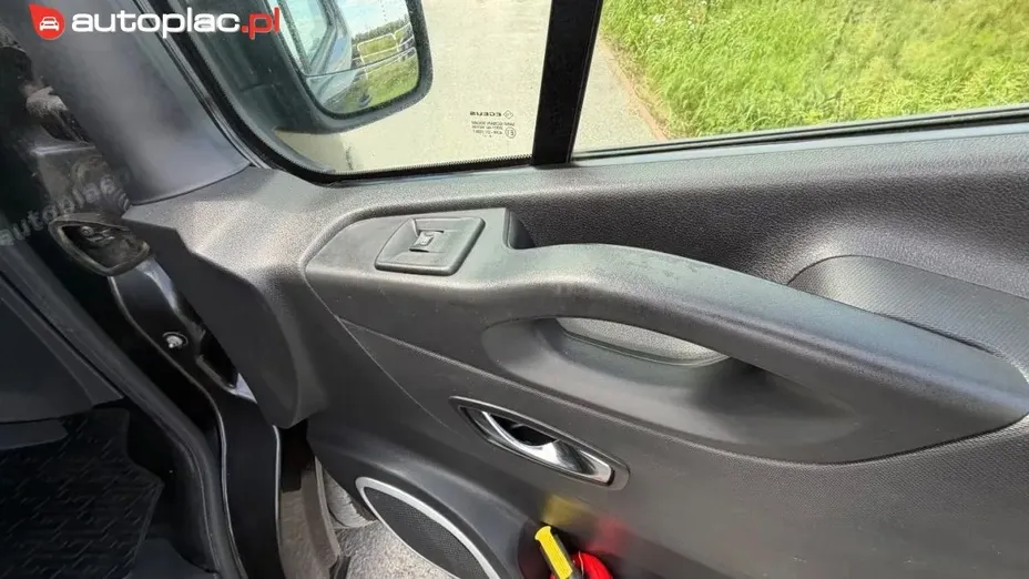 OPEL Vivaro -