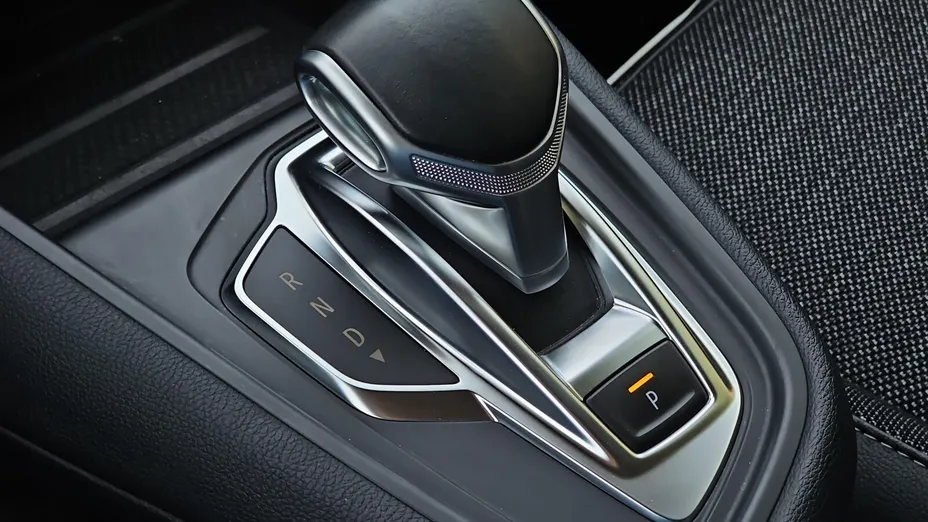 RENAULT Captur Captur 1.3 TCe mHEV Techno EDC