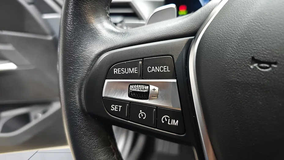 BMW Seria 3 330i xDrive aut