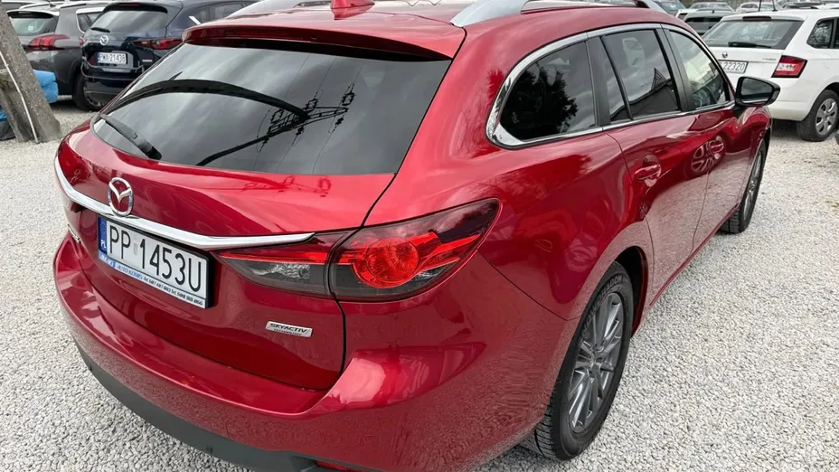 MAZDA 6 -