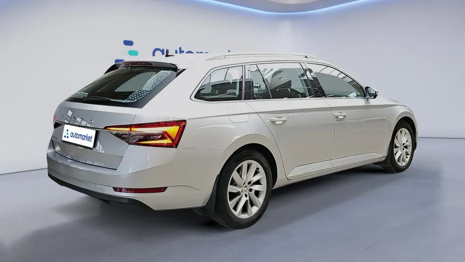 SKODA Superb Superb 2.0 TDI SCR Ambition