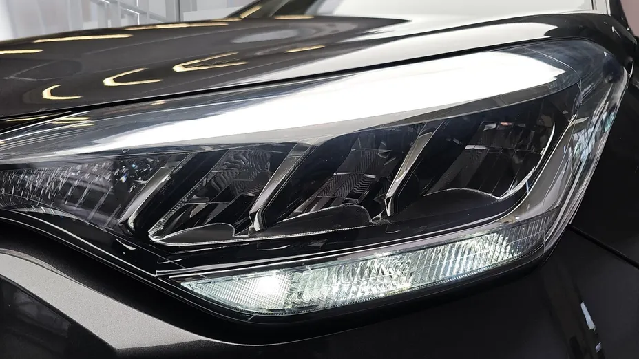 TOYOTA C-HR C-HR 2.0 Hybrid Style