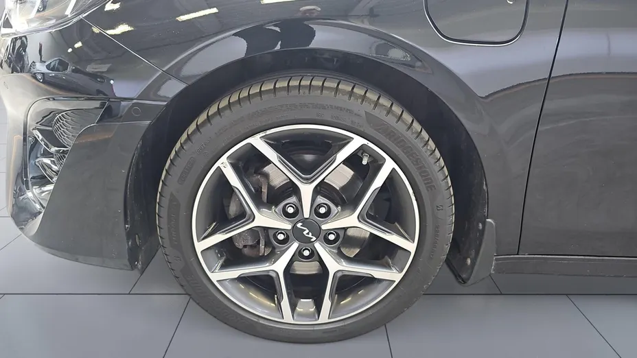 KIA Cee'd Ceed 1.6 GDI PHEV Business Line DCT