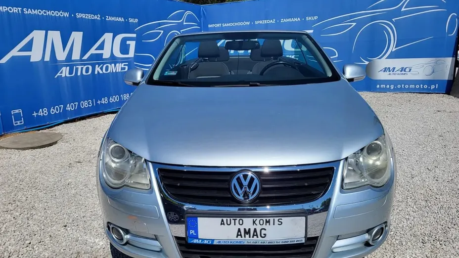 VOLKSWAGEN Eos -