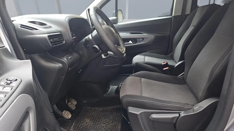 TOYOTA Proace City Verso Proace City Verso Long 1.5 D-4D Business