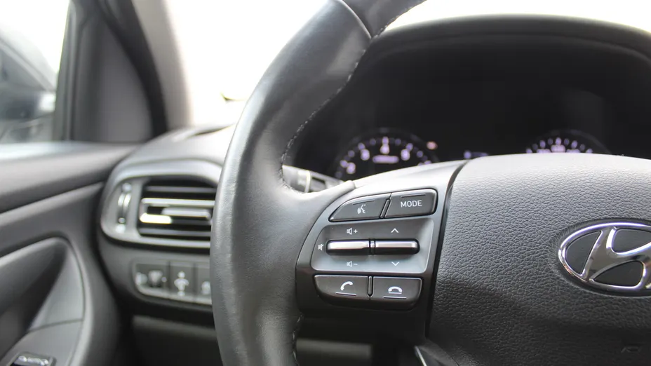 HYUNDAI i30 i30 1.0 T-GDI Smart