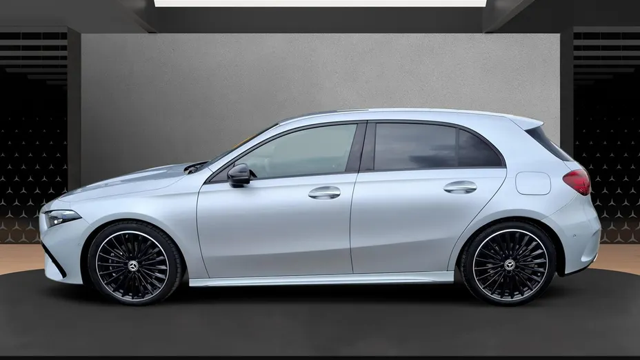 MERCEDES-BENZ A Klasa A 220 4-Matic AMG Line 8G-DCT