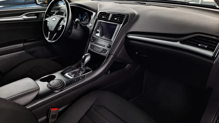 FORD Mondeo Mondeo 2.0 Hybrid Trend