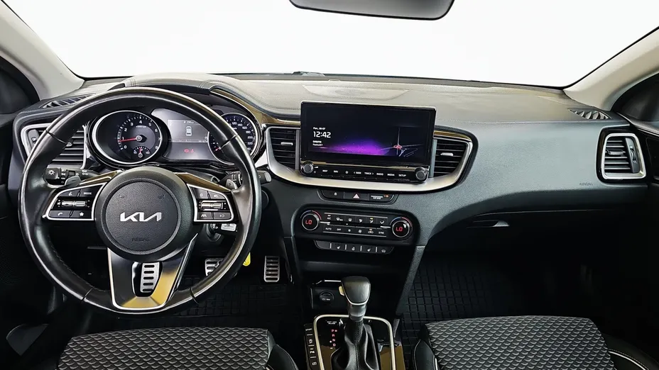 KIA Cee'd Ceed 1.5 T-GDI Business Line DCT