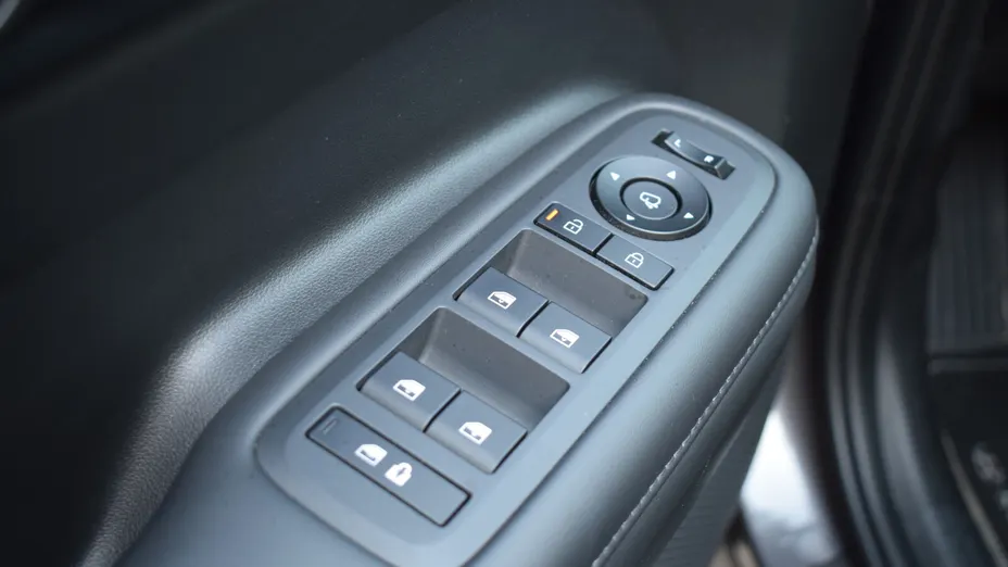 HYUNDAI Santa Fe Santa Fe 1.6 T-GDI PHEV Calligraphy 4WD aut 6os.