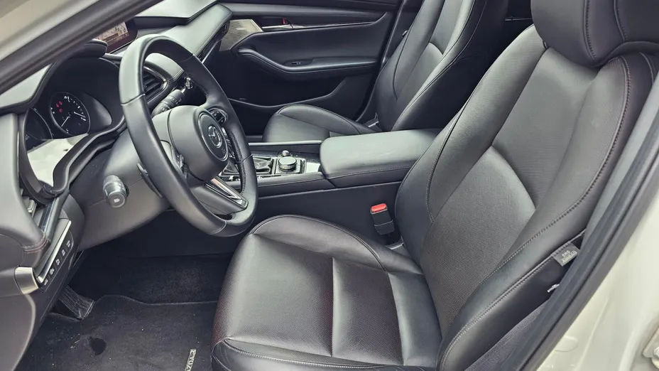 MAZDA 3 3 2.0 mHEV Exclusive Line aut