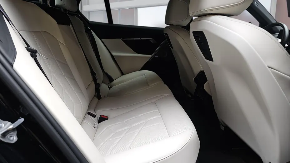 BMW Seria 5 520d xDrive mHEV aut