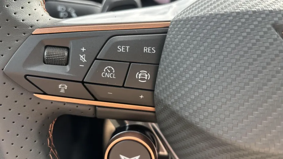 CUPRA Leon Leon 2.0 TSI 4Drive DSG Nowy