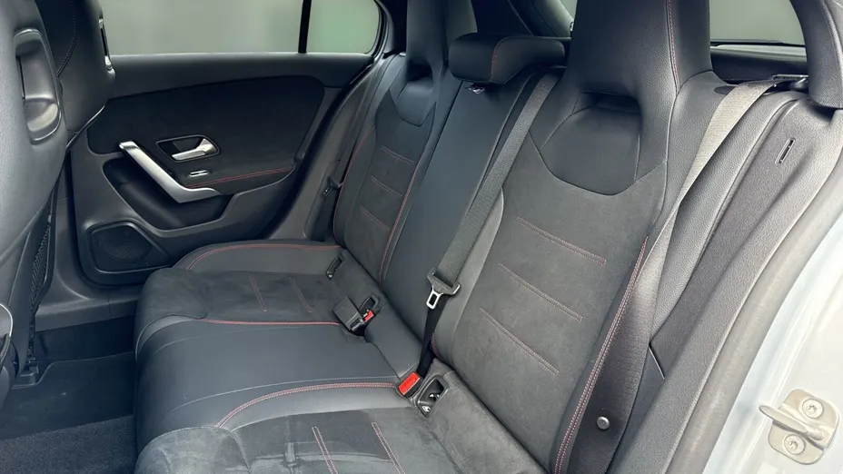MERCEDES-BENZ A Klasa A 200 AMG Line 7G-DCT