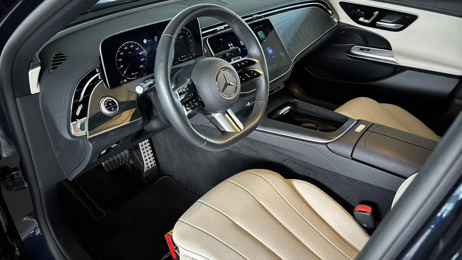 MERCEDES-BENZ E Klasa E 220 d mHEV 4-Matic AMG 9G-Tronic