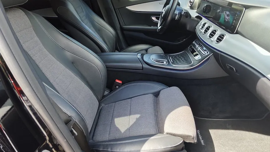 MERCEDES-BENZ E Klasa E 220 d 4-Matic Avantgarde