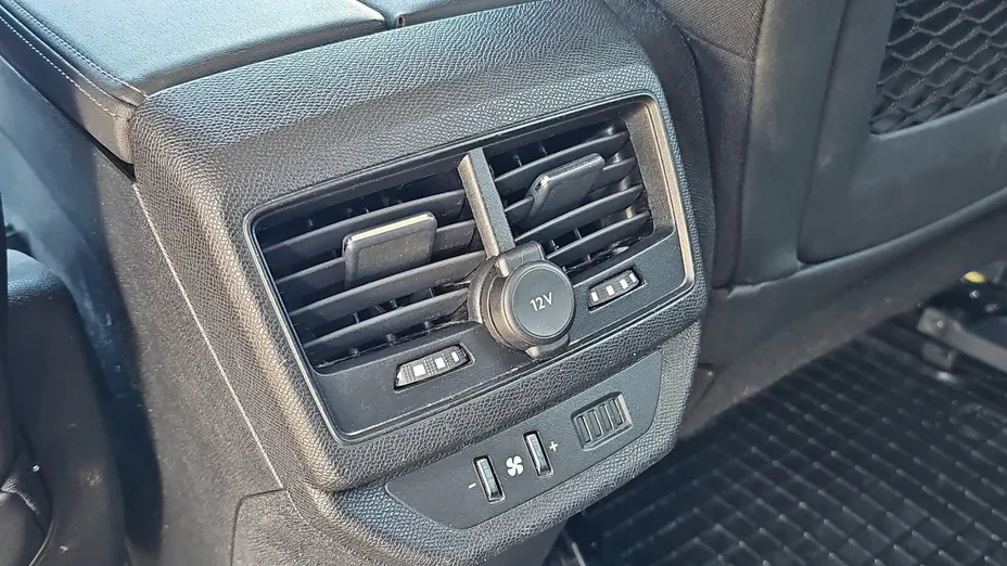 PEUGEOT 5008 5008 1.6 PureTech Allure S&S EAT8