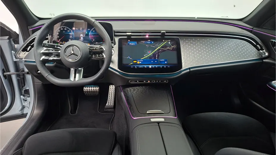 MERCEDES-BENZ E Klasa E 220 d mHEV AMG 9G-Tronic