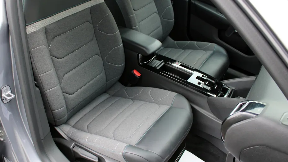CITROEN C4 X C4 X 1.2 PureTech Shine Pack S&S EAT8