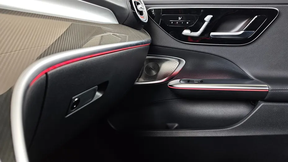 MERCEDES-BENZ C Klasa C 220 d mHEV 4-Matic AMG
