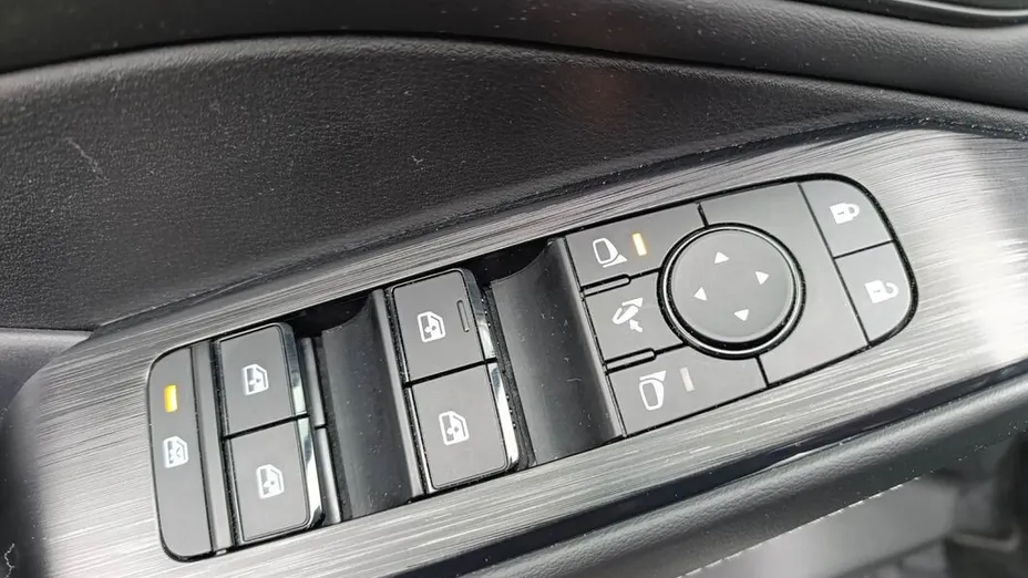 NISSAN Qashqai Qashqai 1.3 DIG-T mHEV N-Connecta